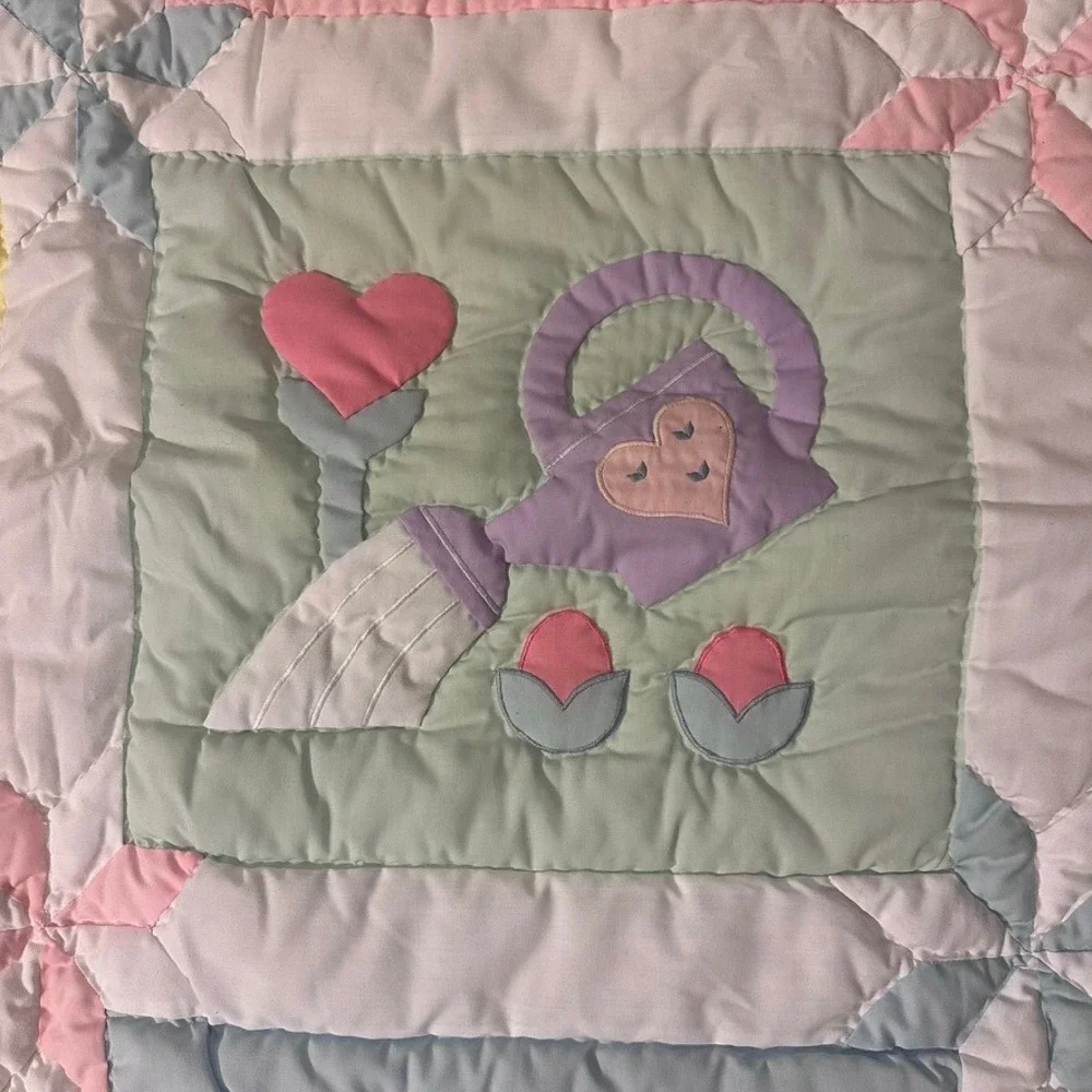 House of Hatten Baby Quilt 48x36 Pastel Vintage Nursery Applique Bedding